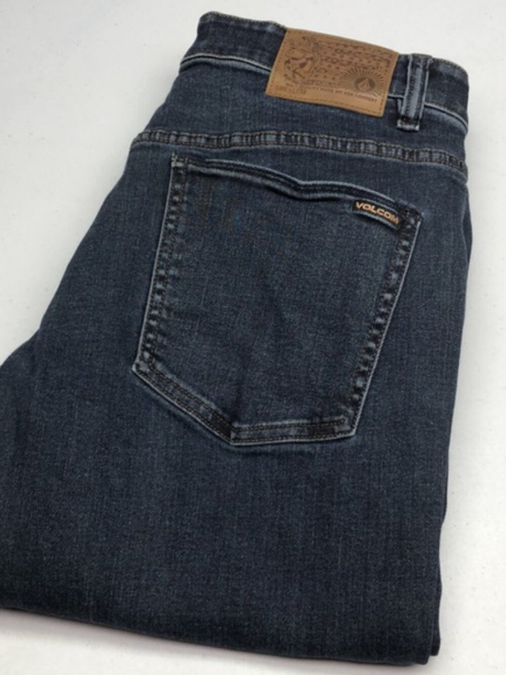 MENS VOLCOM MODOWN RELAXED STRAIGHT JEANS 32x30 ⭐️